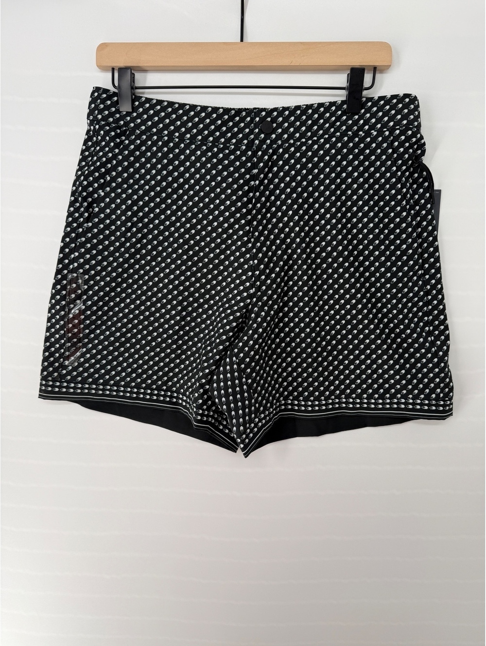 VRST Men’s M 6” Resort Shorts Pure Black Print Golf Stretch NWT $68